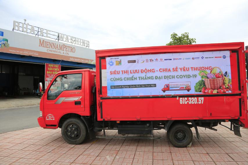 Hiệp hội Doanh nghiệp quận Bình Tân hỗ trợ thực phẩm cho người dân
